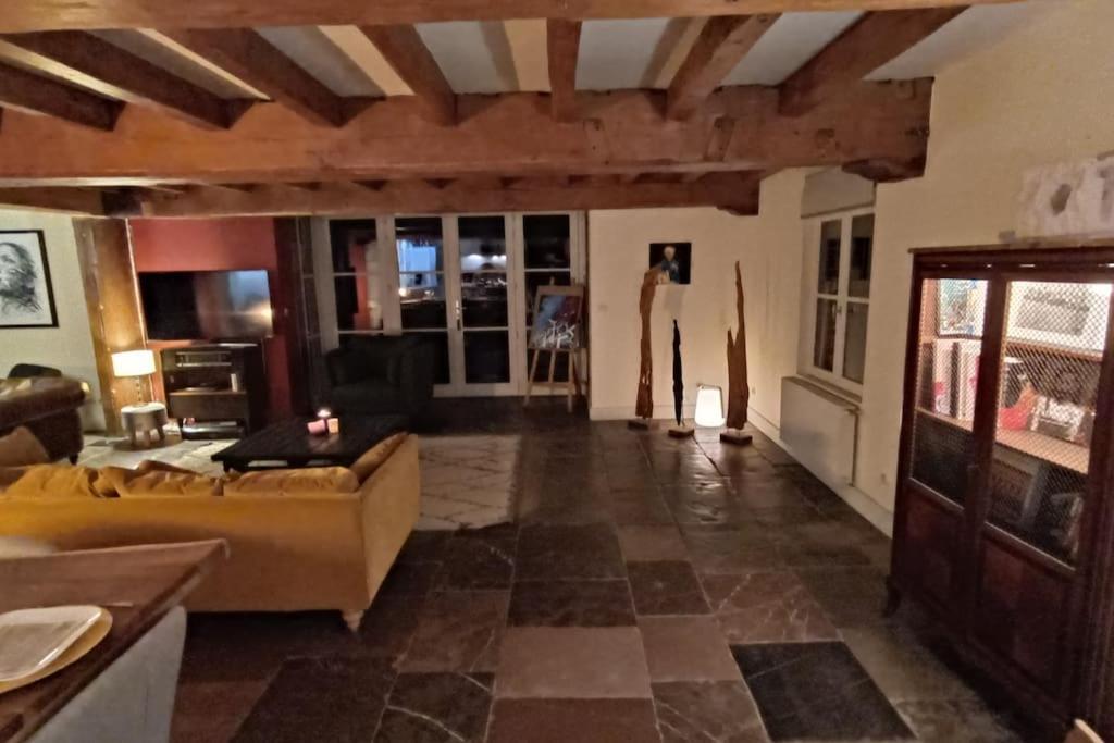 Ferme De Caractere Avec Piscine Et Cheminee Villa Sainghin-en-Mélantois Екстериор снимка