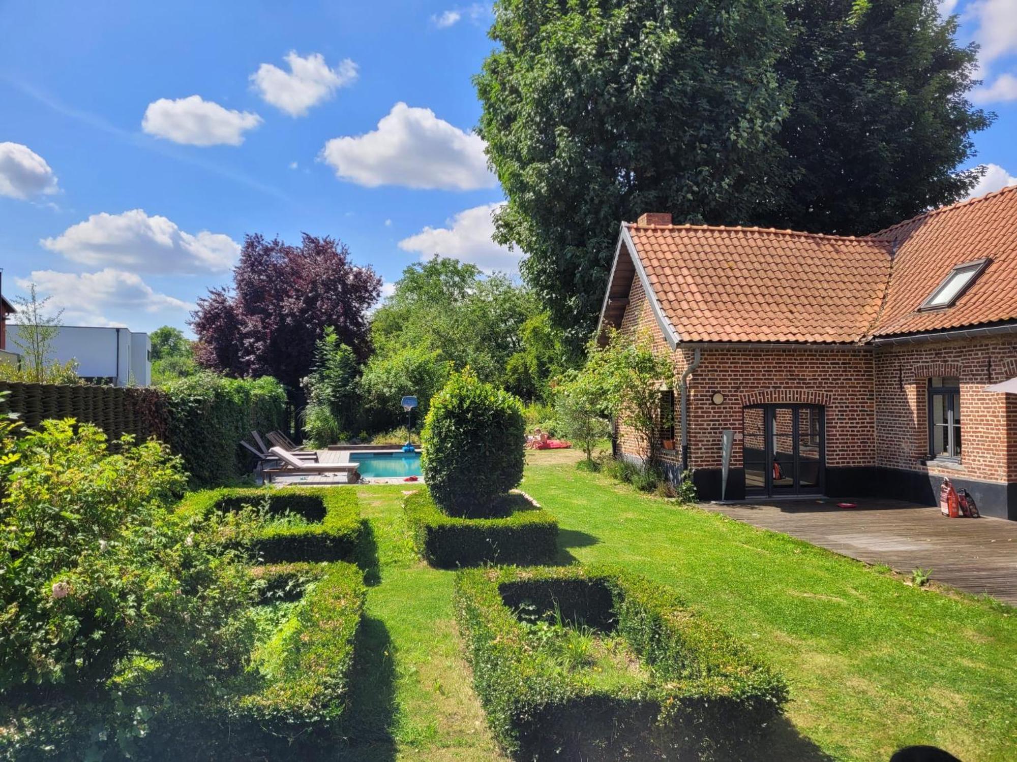 Ferme De Caractere Avec Piscine Et Cheminee Villa Sainghin-en-Mélantois Екстериор снимка
